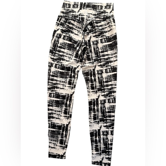 Buffbunny Rebel “Triggered” Leggings - Picture 2 of 6